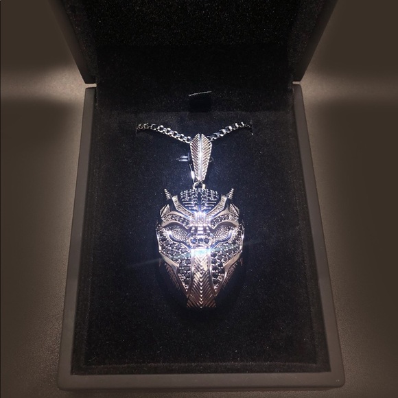 Iced Out Black Panther chain - Picture 1 of 3